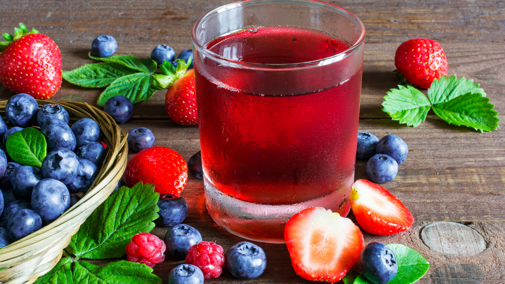 Fresh blueberry, straberry, raspberry cold juice
