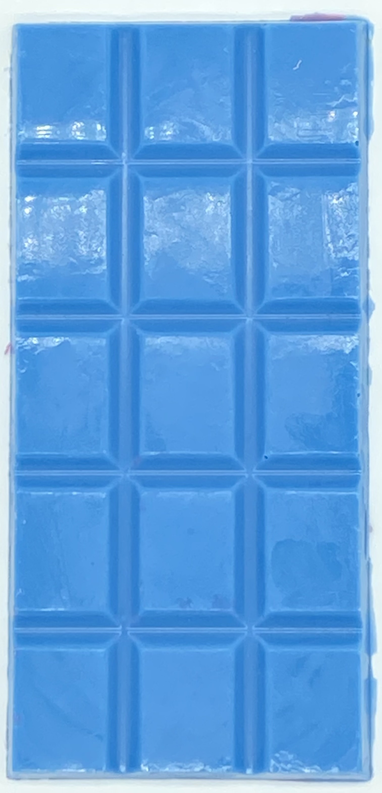 spirulina blue chocolate bar
