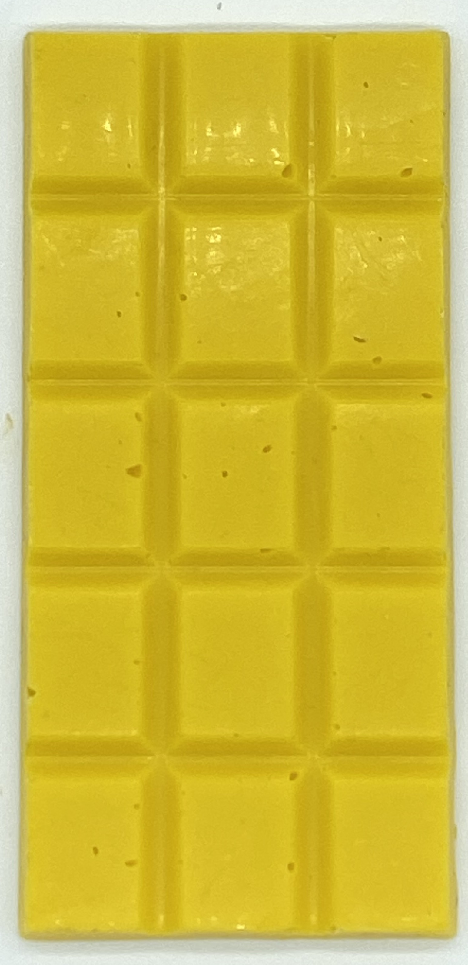 natural beta carotene yellow orange chocolate bar