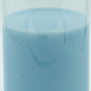 spirulina blue in milk