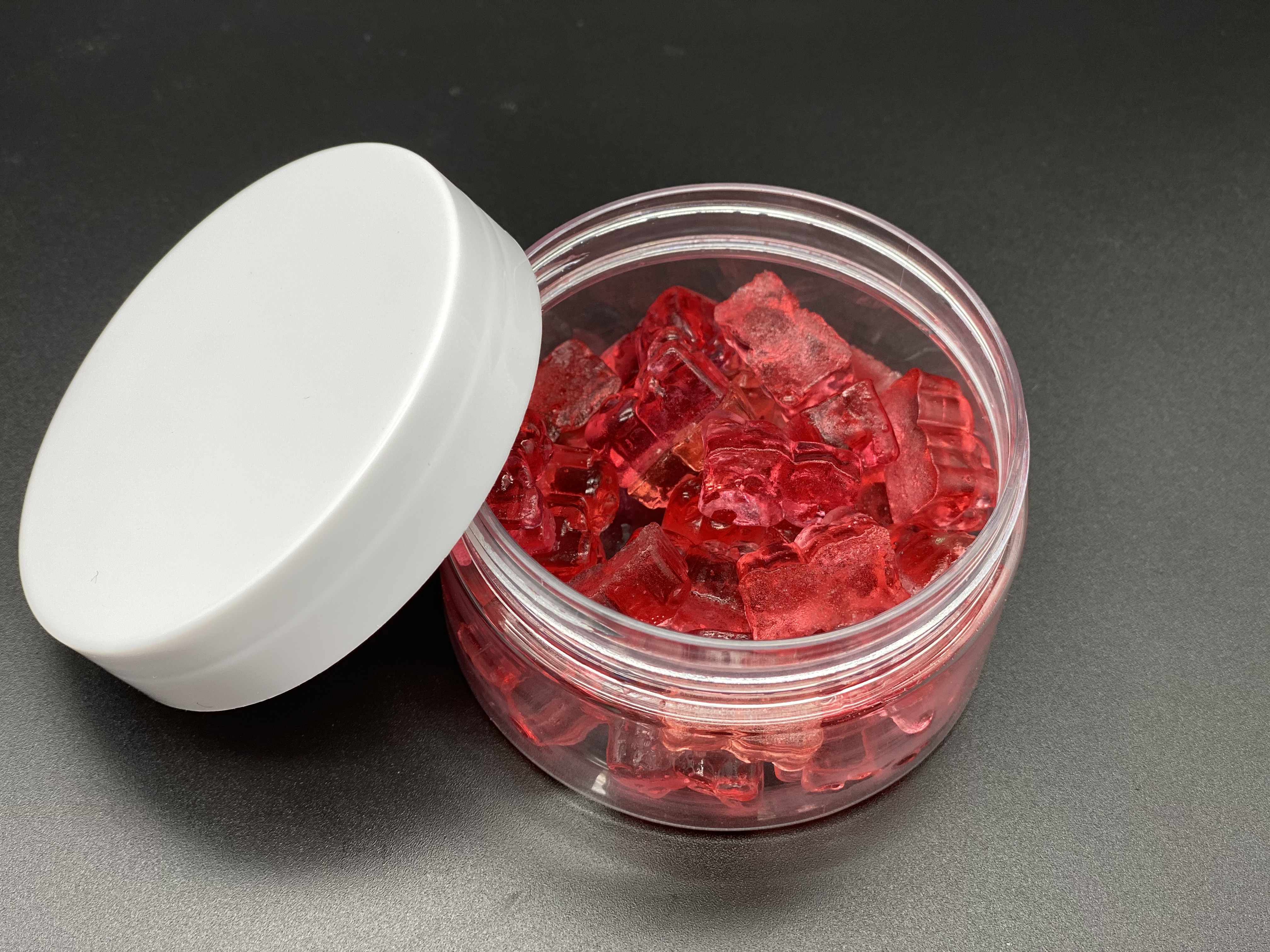 Red Cabbage Raspberry flavour gummy