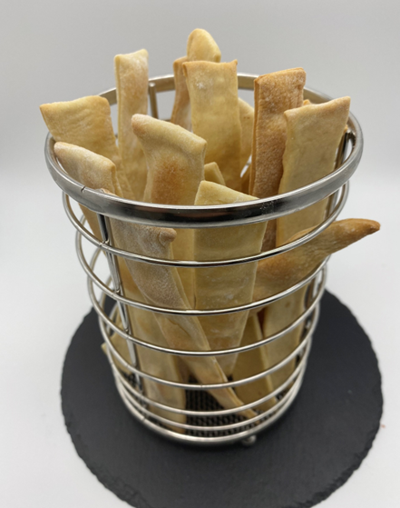 rosemary and garlic extract crackers